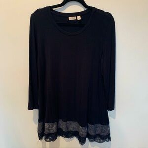 LOGO by Lori Goldstein Black Long Sleeve Tunic with Lace Hem. Size L